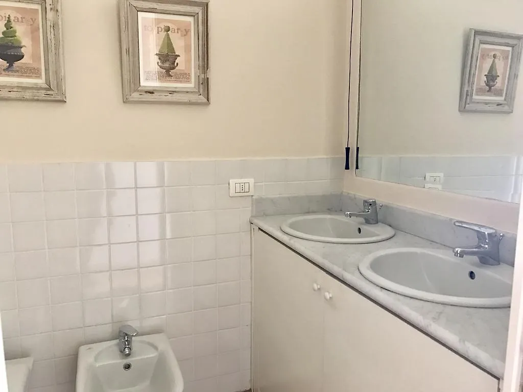 Lovelyloft - Ripa Naviglio Grande Milano 0*,  Italia